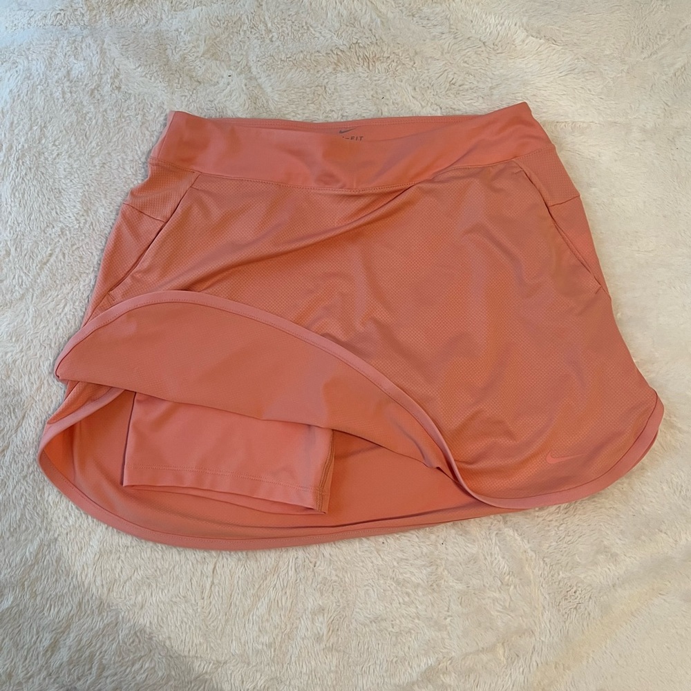 Nike dri-fit 17inch golf skirt/skort